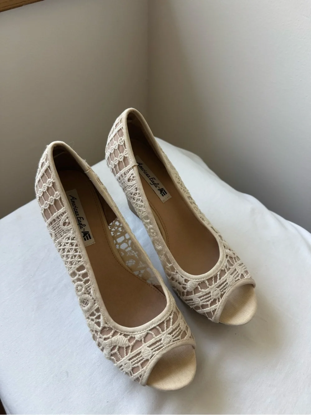 🤍 Y2K America Eagle Lace Peep Toe Wedge Heels Size 8.5 🤍